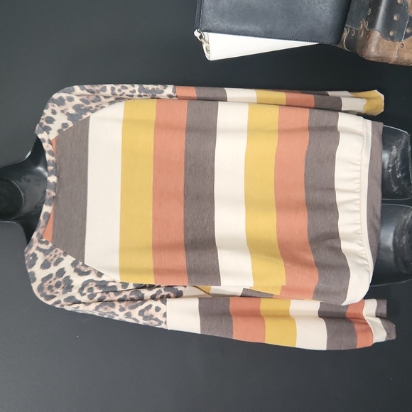 Leopard & Stripes ♥️ - Picture 4 of 5